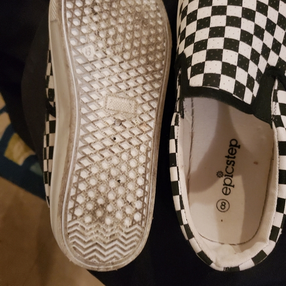 Comfortable checker board loafers - Picture 5 of 5